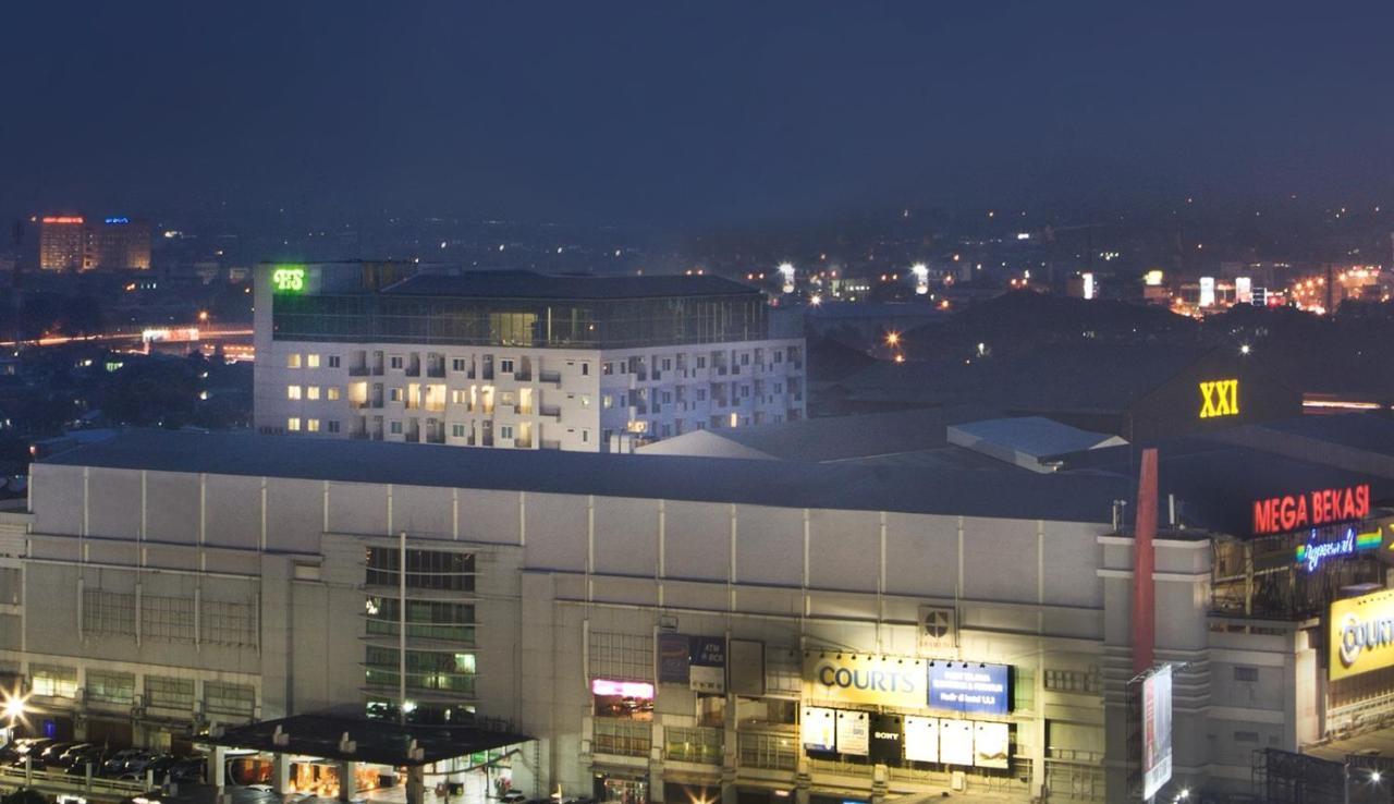 Hotel Santika Mega City Bekasi Zewnętrze zdjęcie