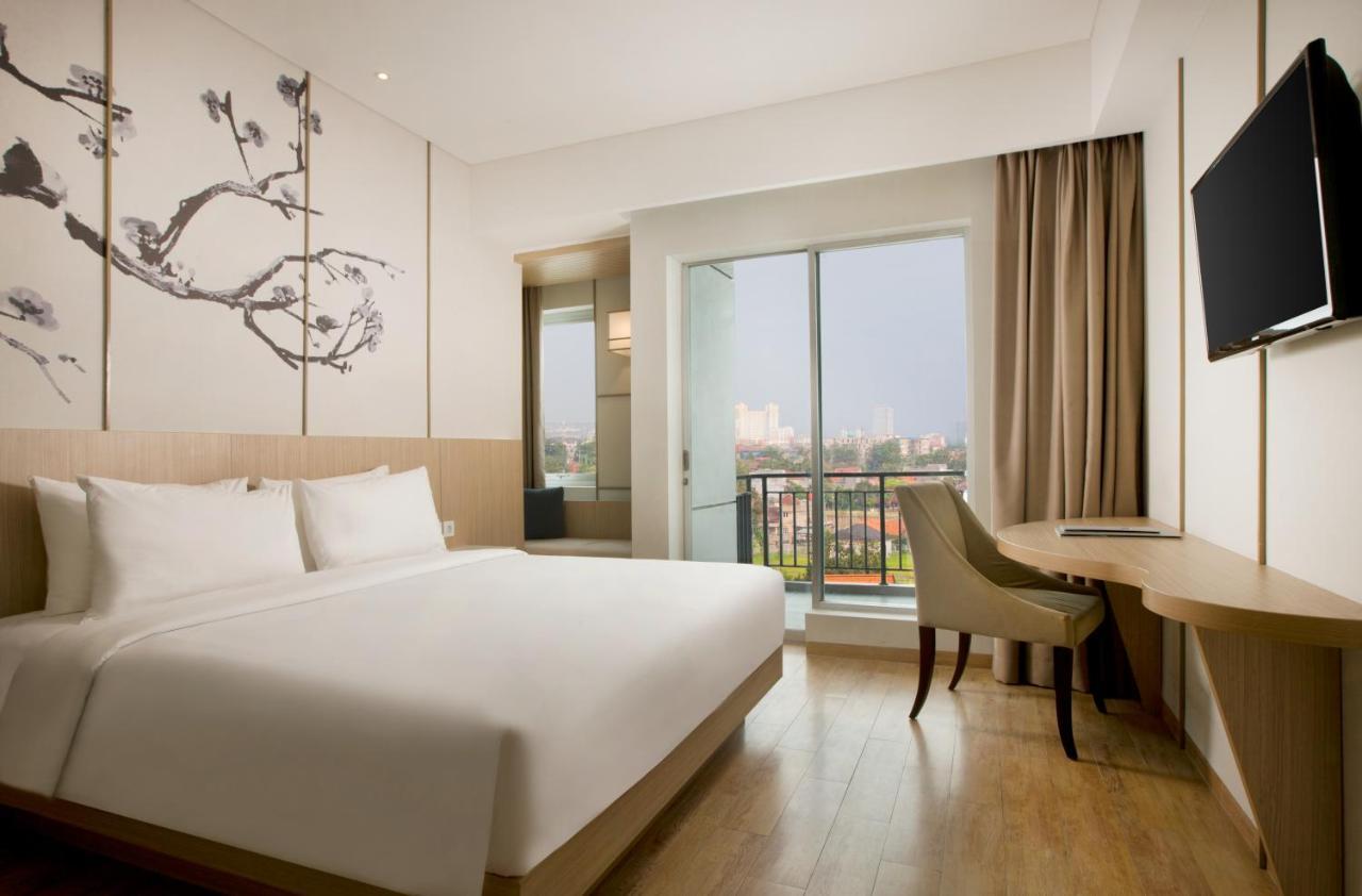 Hotel Santika Mega City Bekasi Zewnętrze zdjęcie