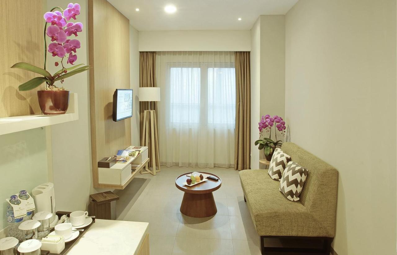 Hotel Santika Mega City Bekasi Zewnętrze zdjęcie