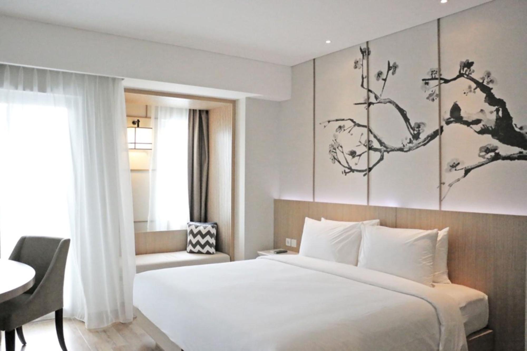 Hotel Santika Mega City Bekasi Zewnętrze zdjęcie
