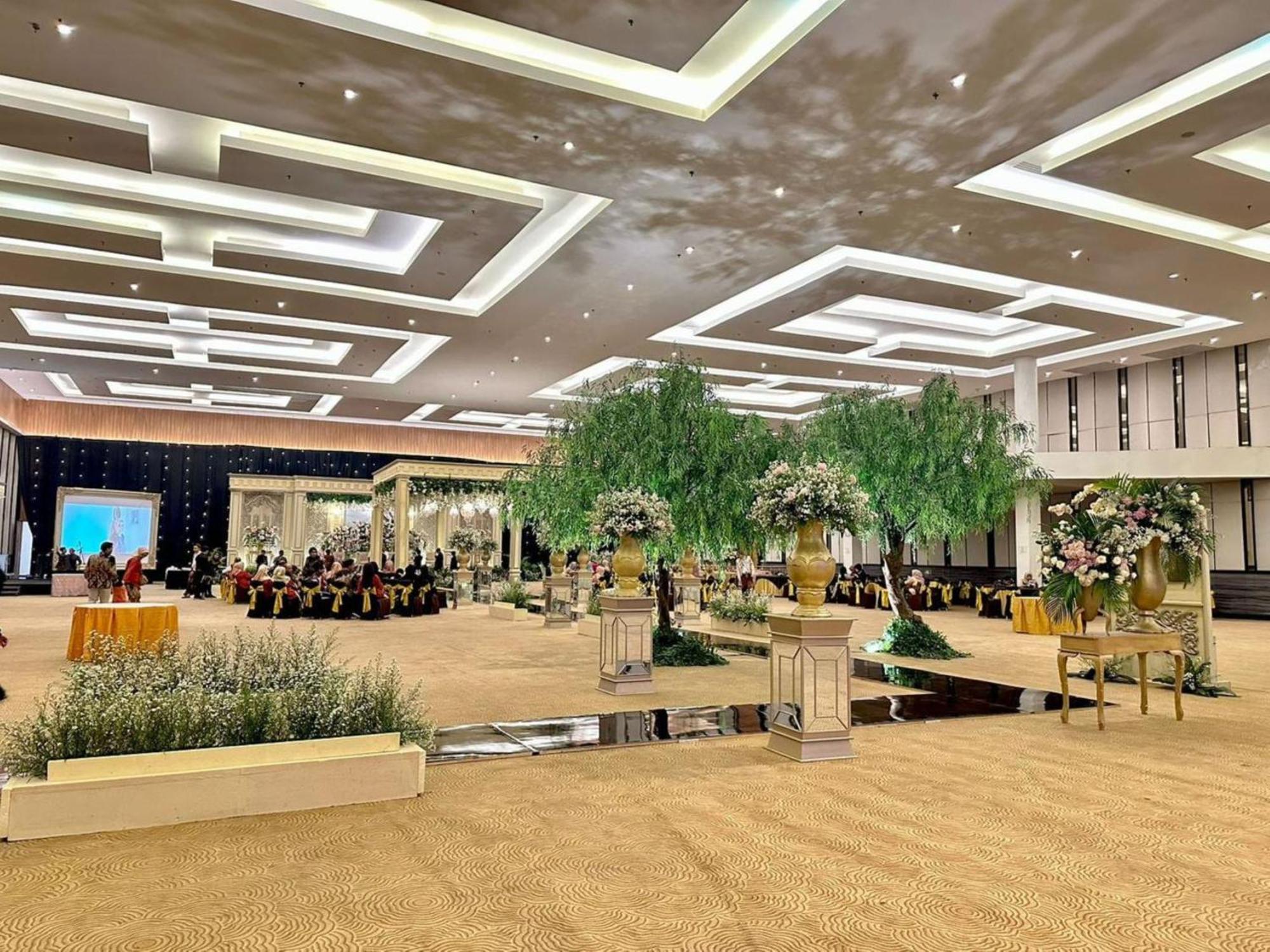 Hotel Santika Mega City Bekasi Zewnętrze zdjęcie