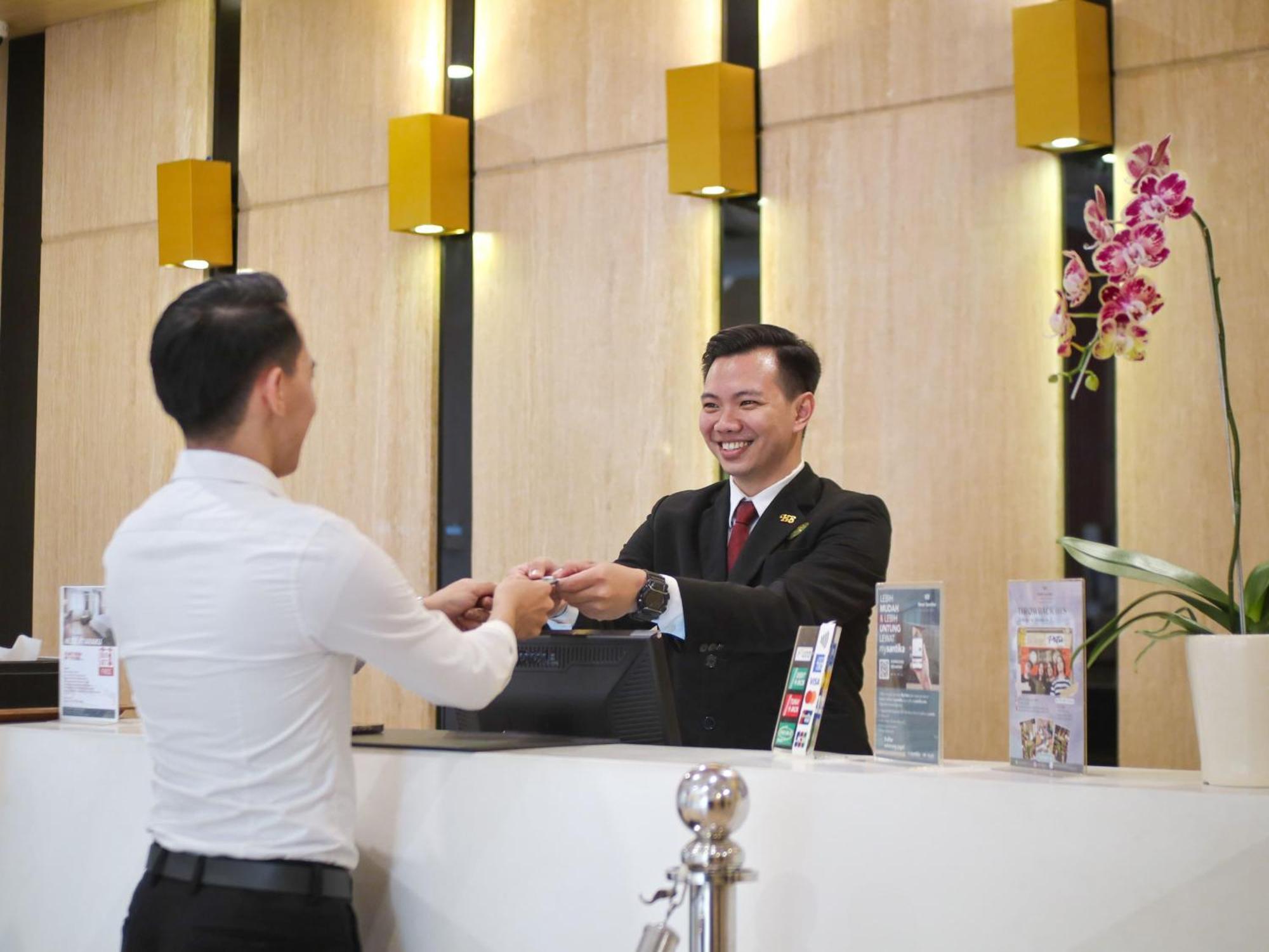 Hotel Santika Mega City Bekasi Zewnętrze zdjęcie